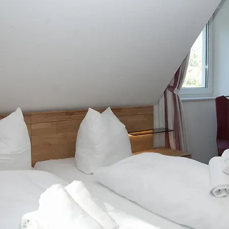 Duenenresidenz - Maxi 200 M Zum